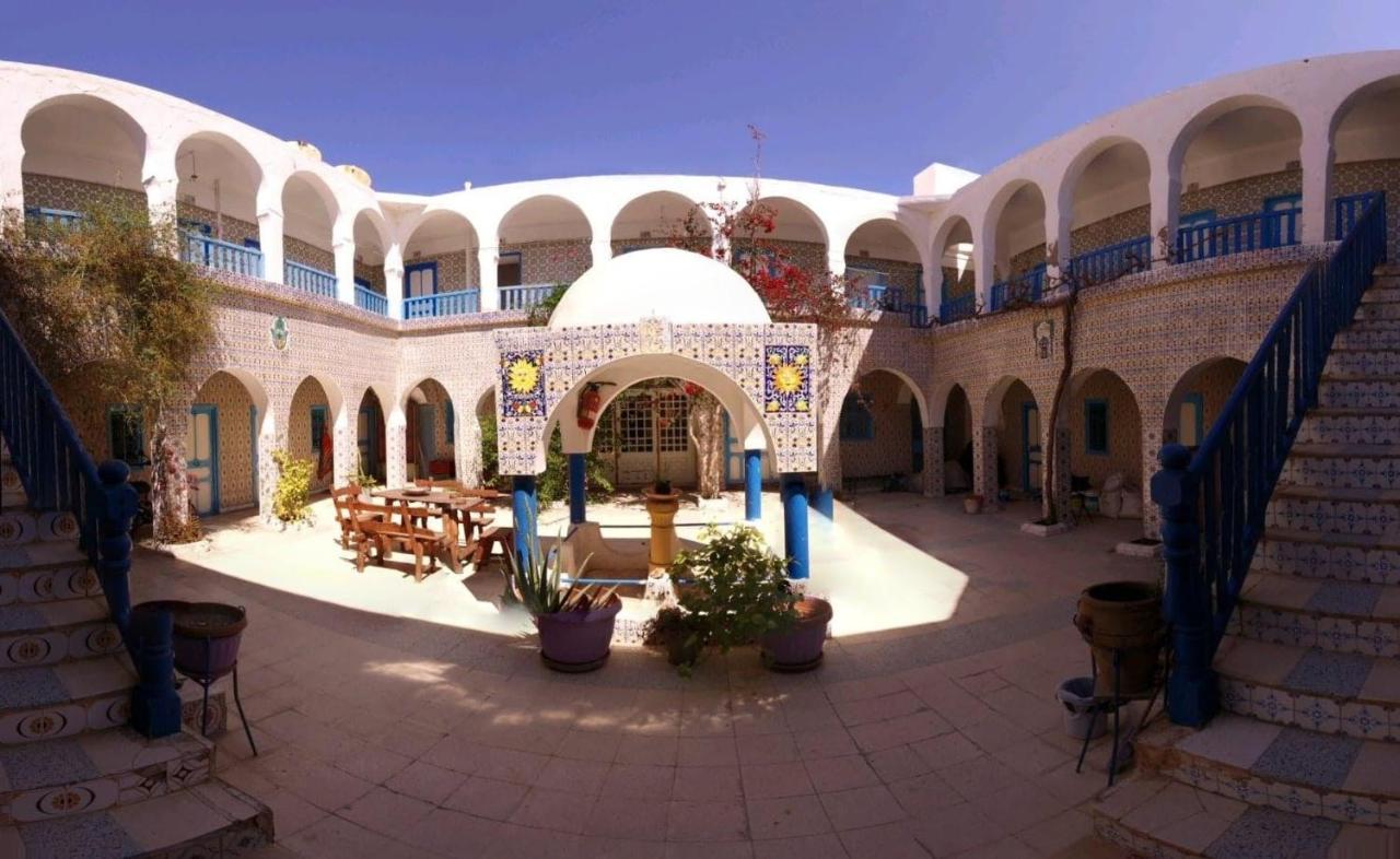 Hotel Sindbad Houmt Souk  Exterior photo