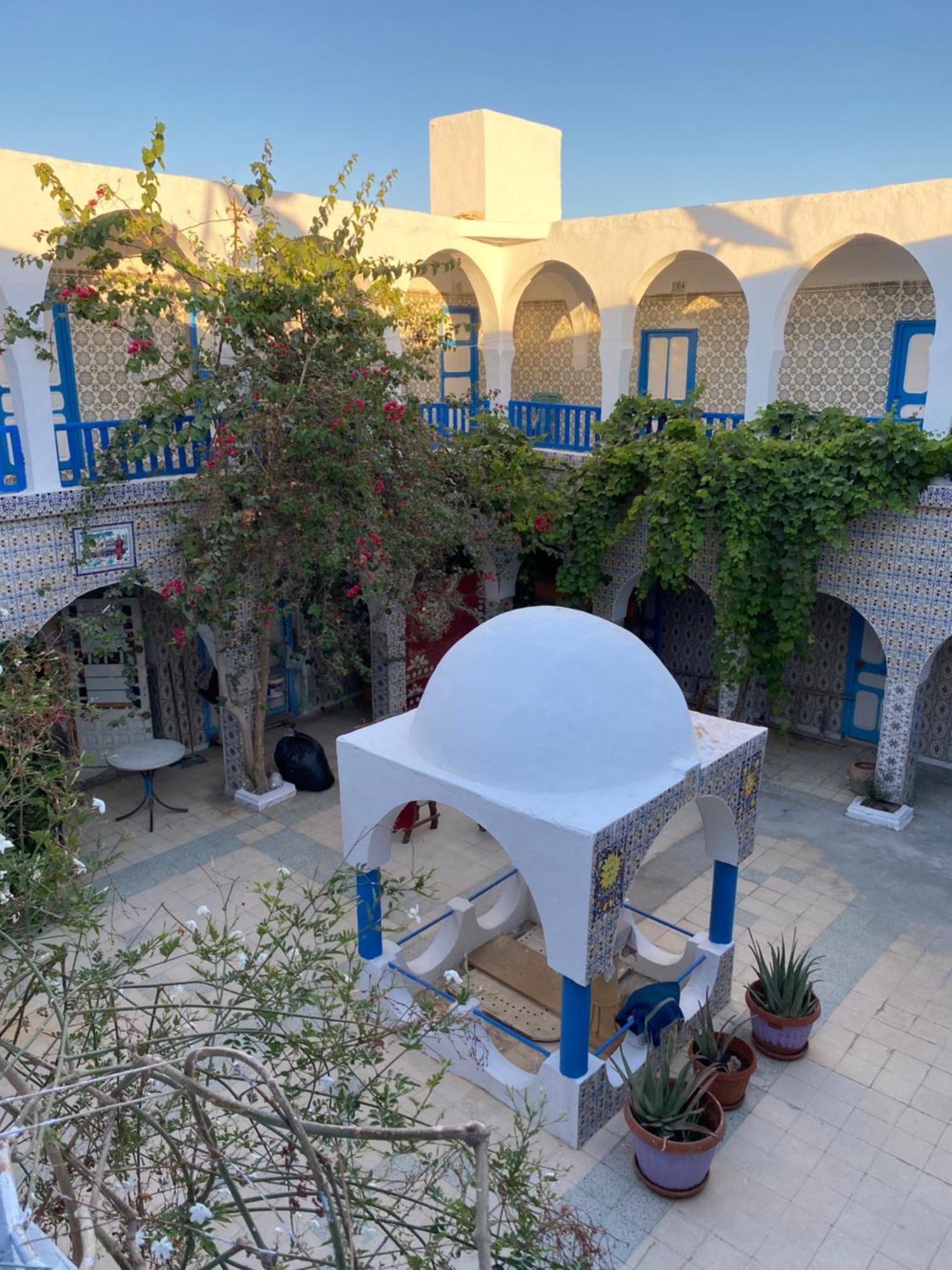 Hotel Sindbad Houmt Souk  Exterior photo